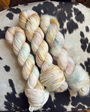 Load image into Gallery viewer, Northern Attitude-In Stock