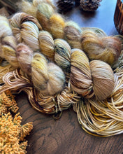 Load image into Gallery viewer, Gold Dust Woman-In Stock